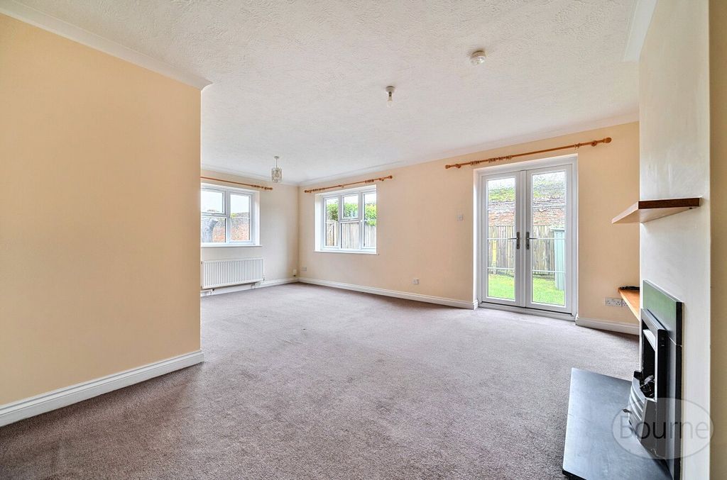 Property photo 2 of 22 Picture No. 33