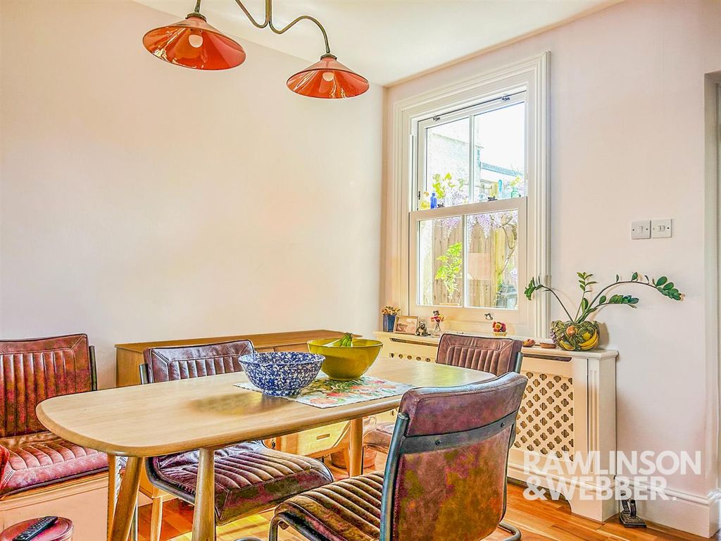 Property photo 3 of 20 Img-20250428-Wa0063.Jpg