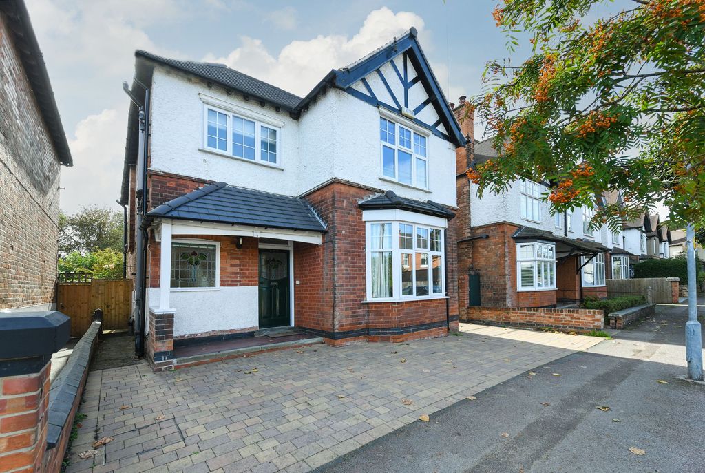 Property photo 1 of 27