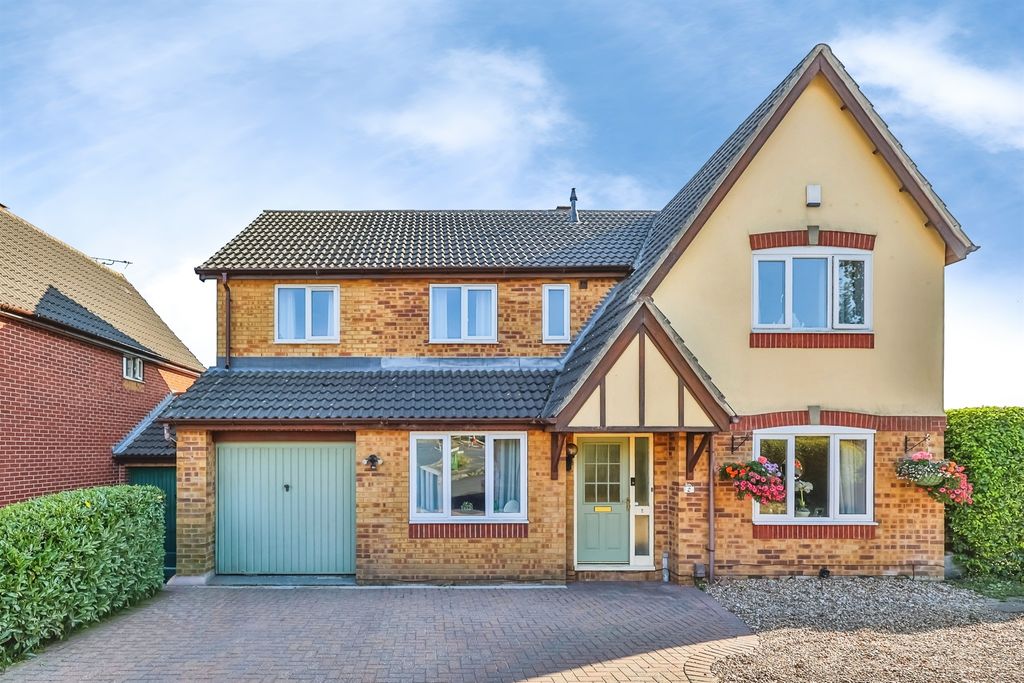 Property photo 1 of 34