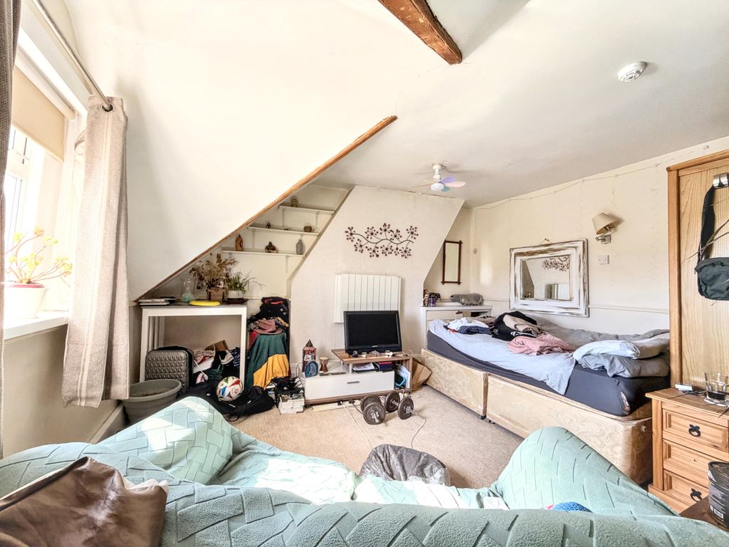 Property photo 2 of 18 25 Windsor Road, Bournemouth, Dorset Bh5 1DT