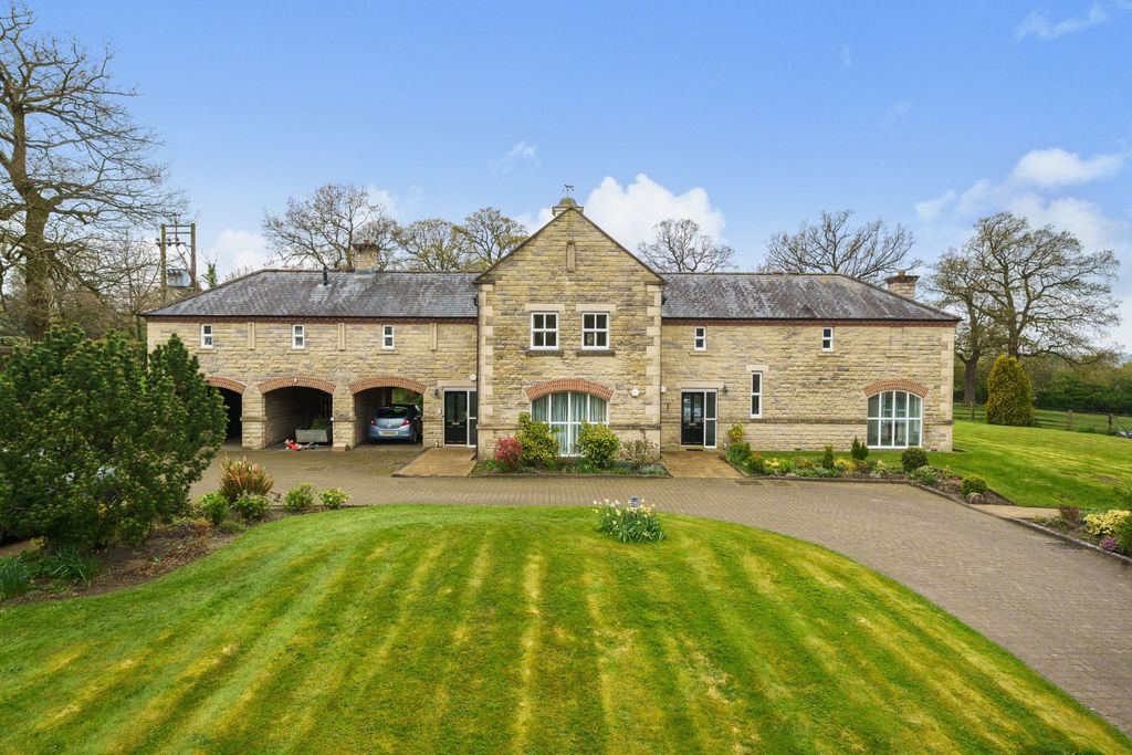 Property photo 1 of 15 Picture No. 02