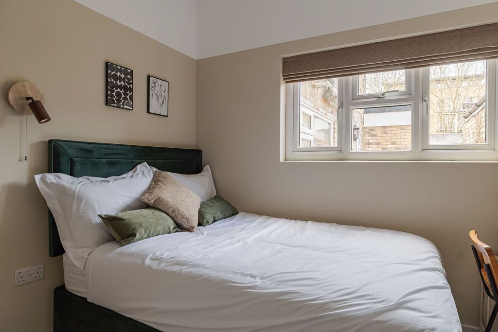 Property photo 1 of 4