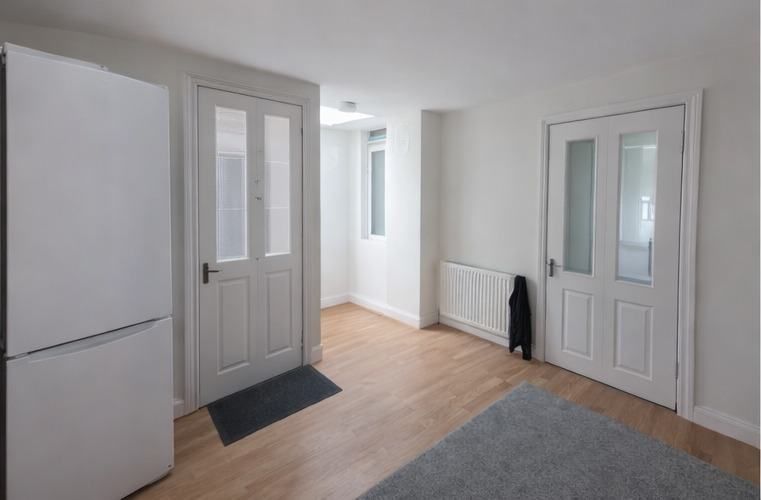 Property photo 2 of 9 Gallery