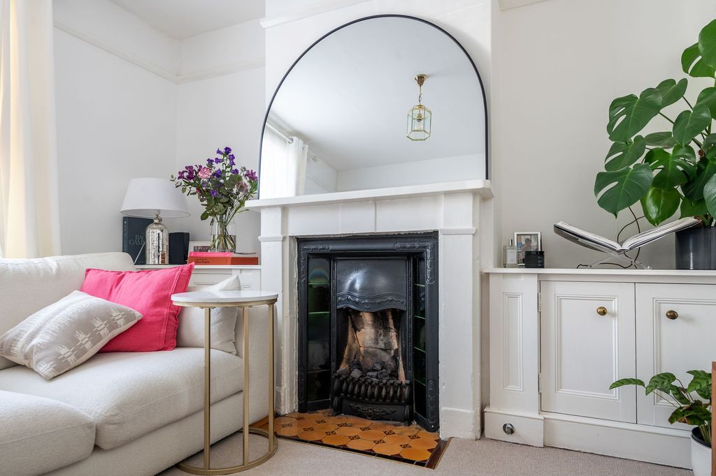 Property photo 3 of 15