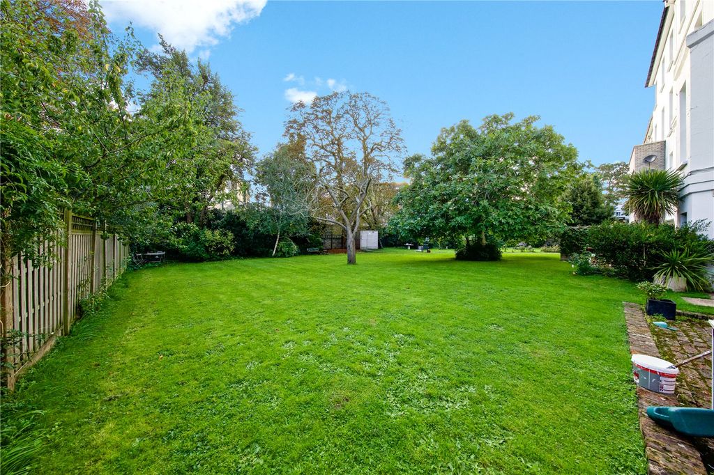 Property photo 3 of 15