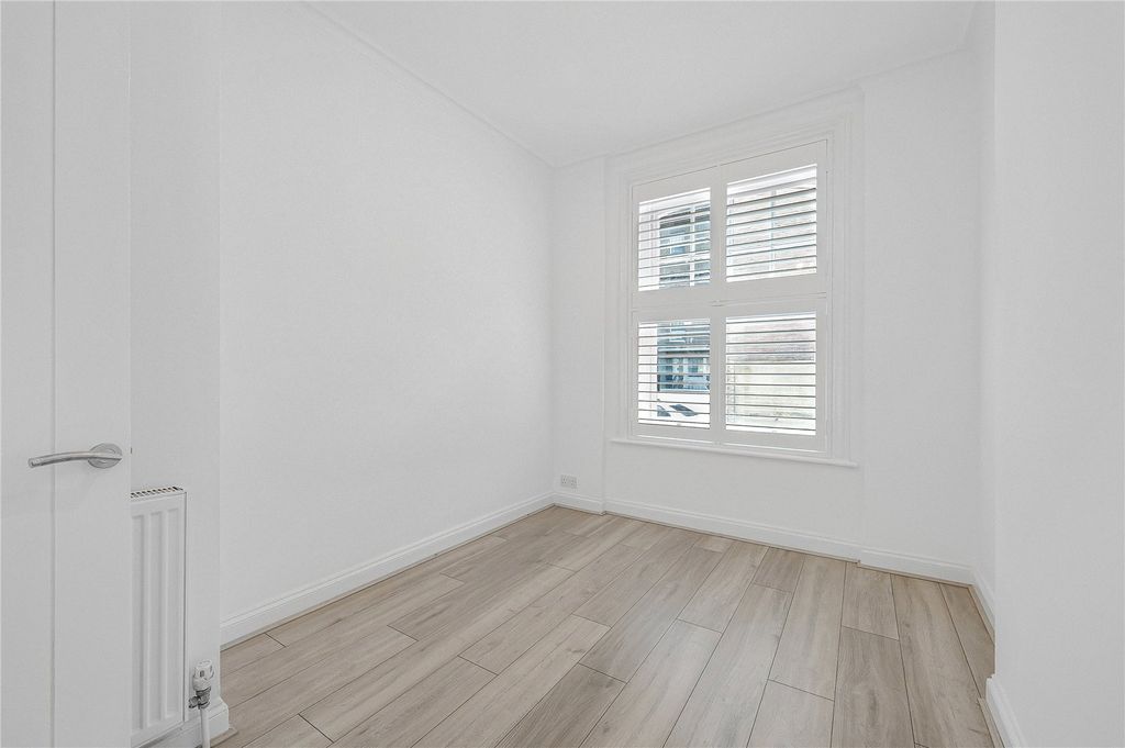 Property photo 3 of 8 Picture No. 02