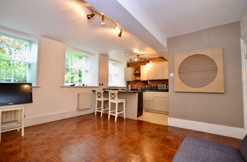 Property photo 2 of 4