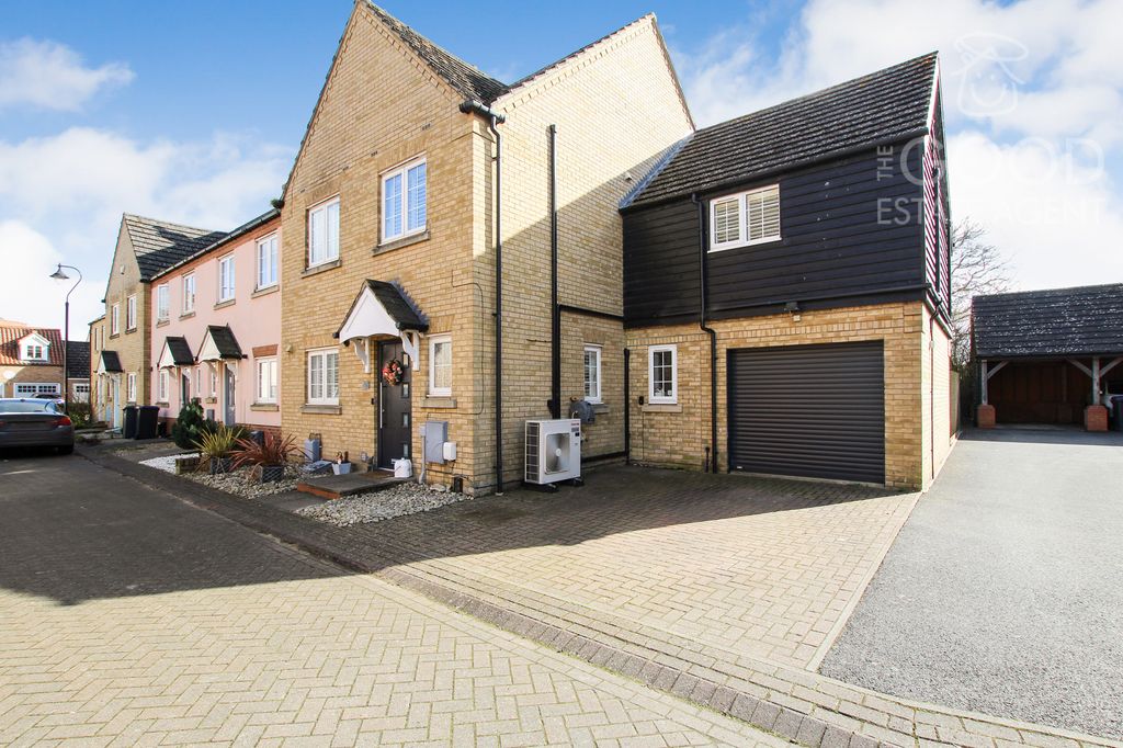 Property photo 1 of 22