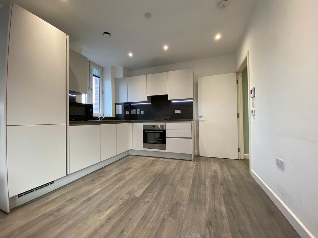 Property photo 2 of 6