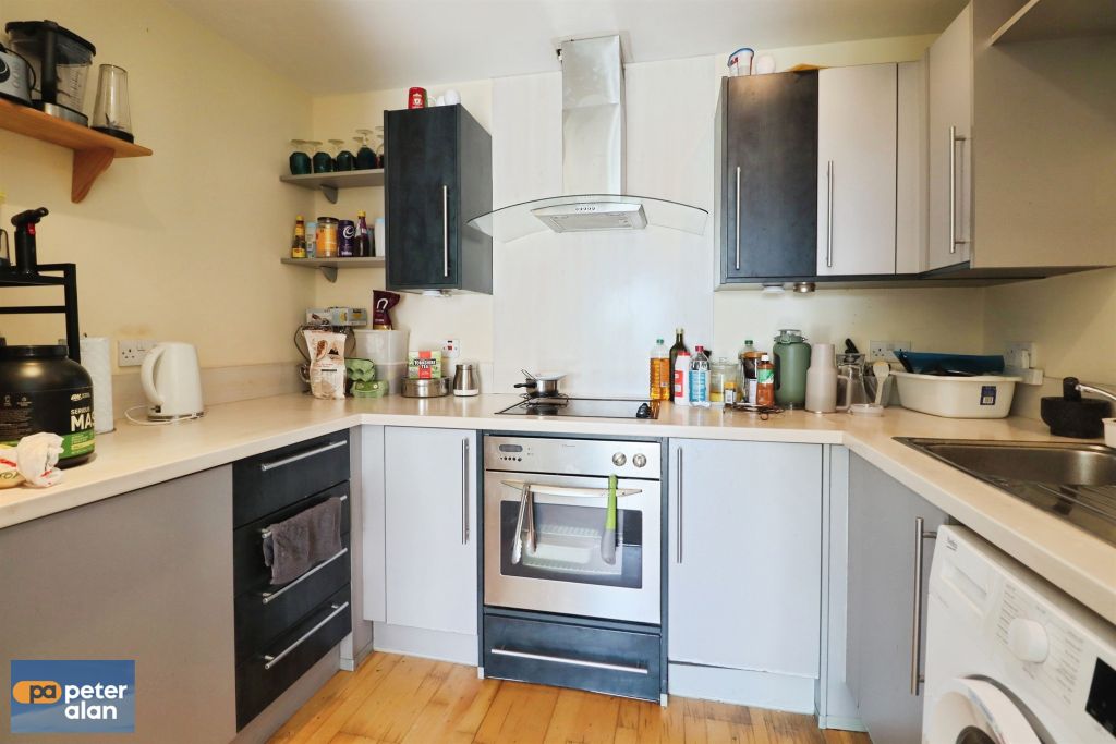 Property photo 2 of 9