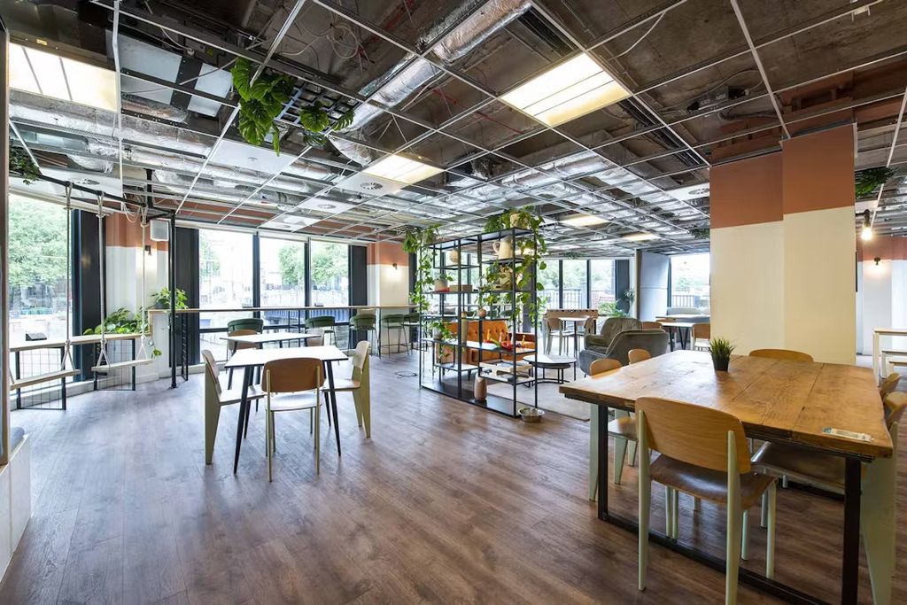 Property photo 1 of 2