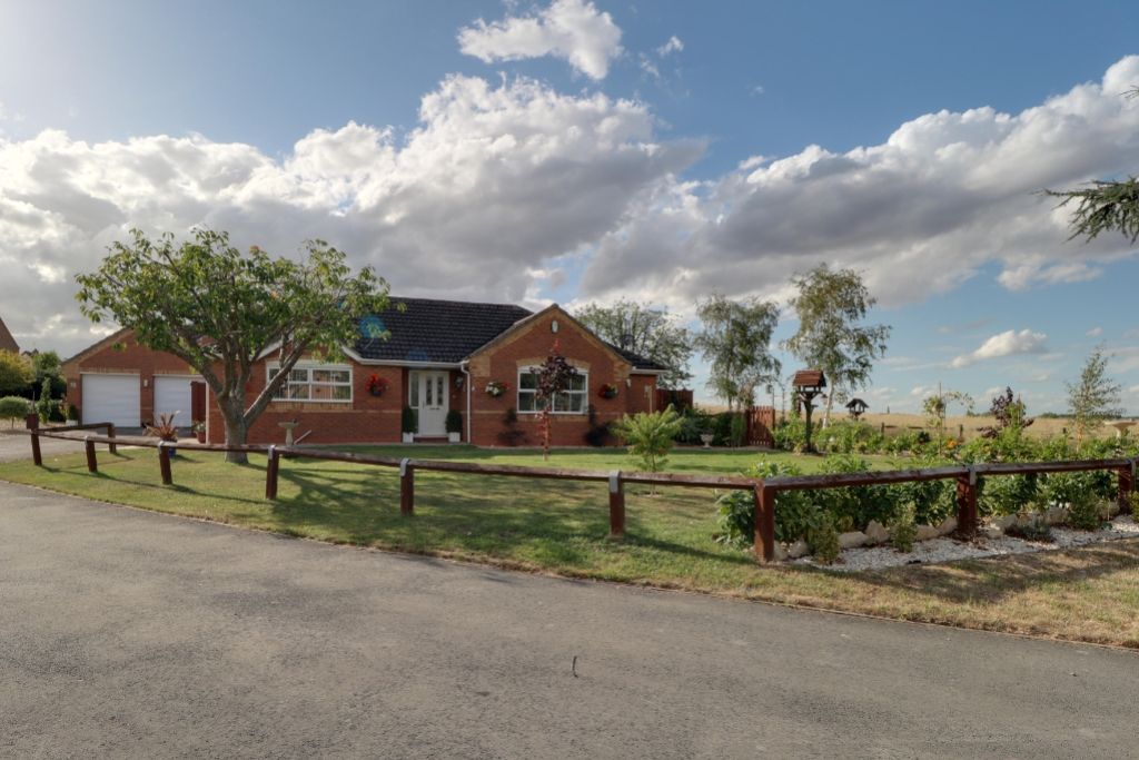 Property photo 1 of 23 Front View Of Property