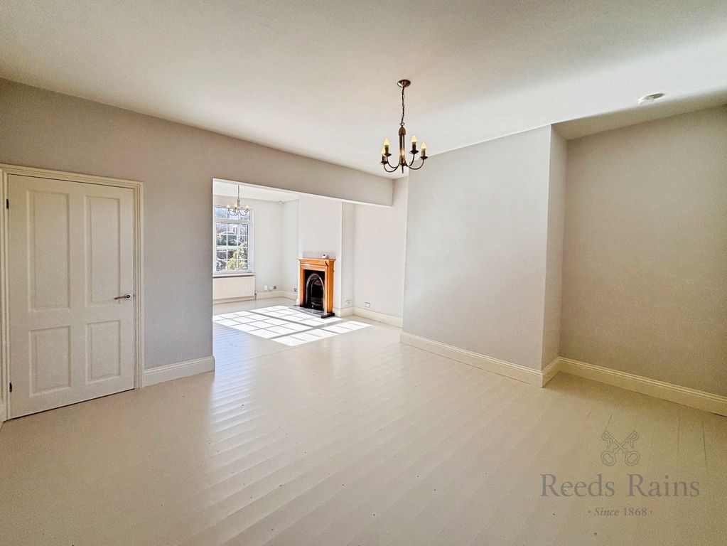 Property photo 3 of 21 Picture No. 51