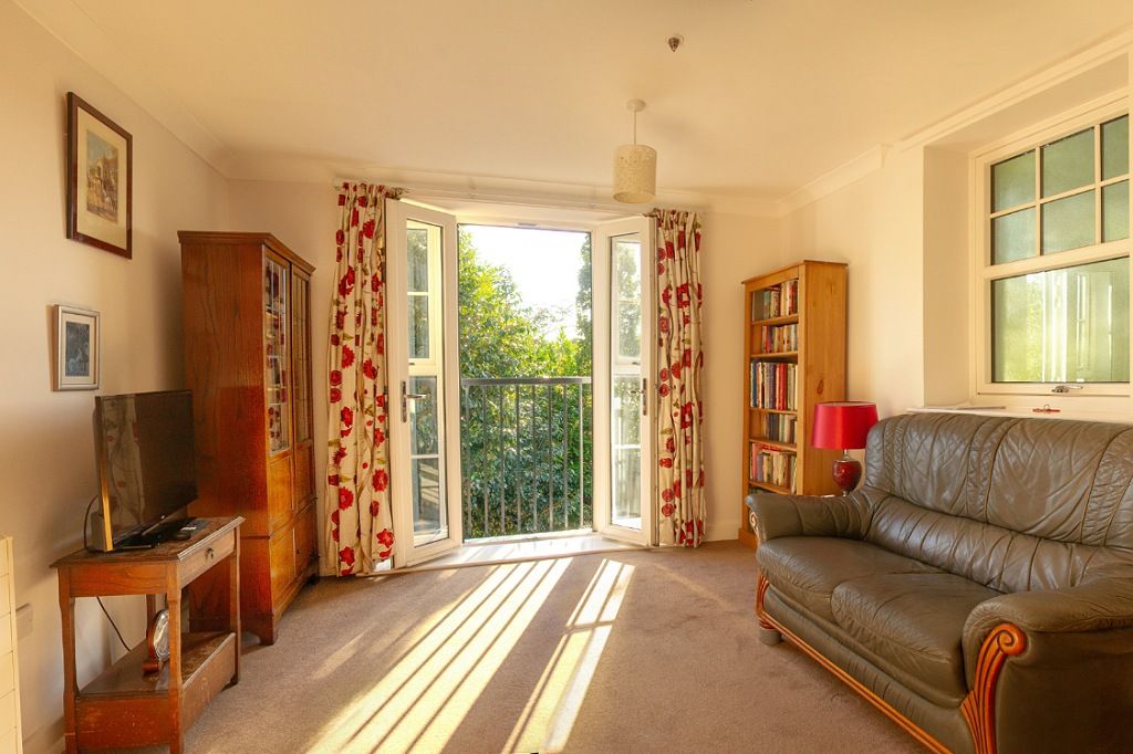 Property photo 2 of 10