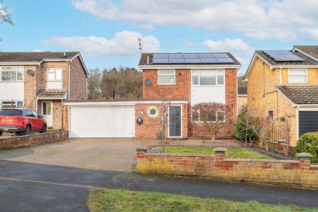 Property photo 1 of 21