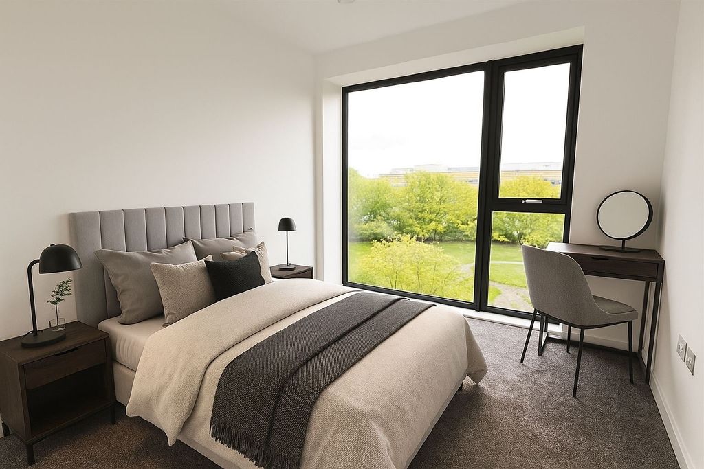 Property photo 3 of 6