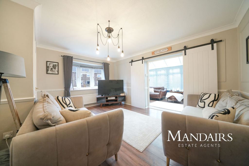 Property photo 3 of 30