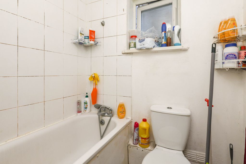 Property photo 2 of 11 Gallery