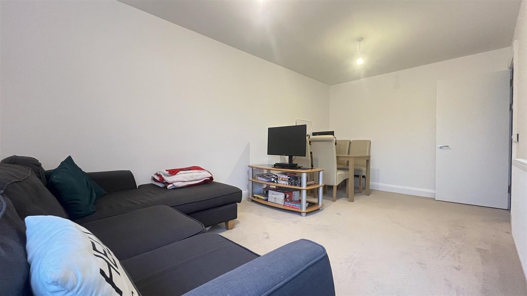 Property photo 2 of 8 Img_E2391.Jpg