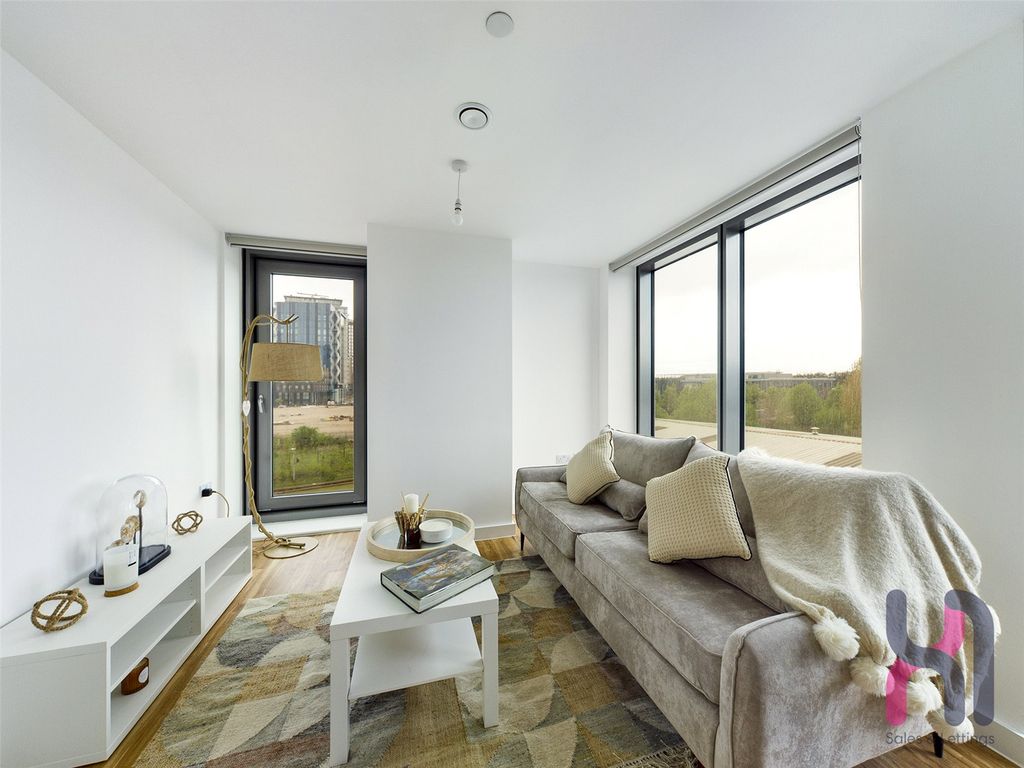 Property photo 2 of 11 Picture No. 04