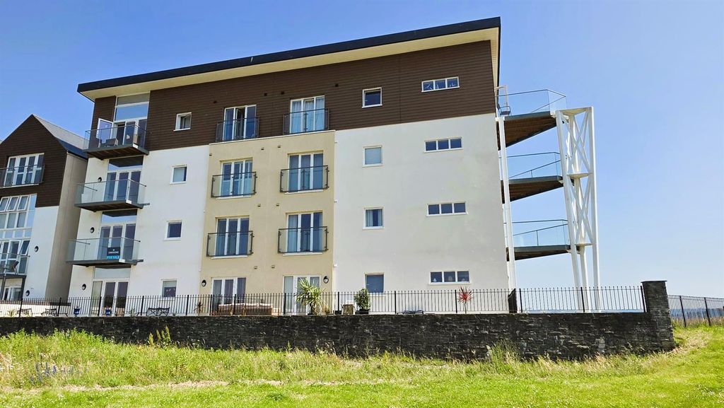 Additional image 16 of 2 bed flat for saleBwlchygwynt, Llanelli SA15