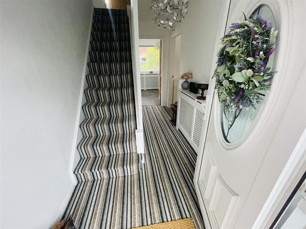 Property photo 2 of 33 Img_9424.Jpeg