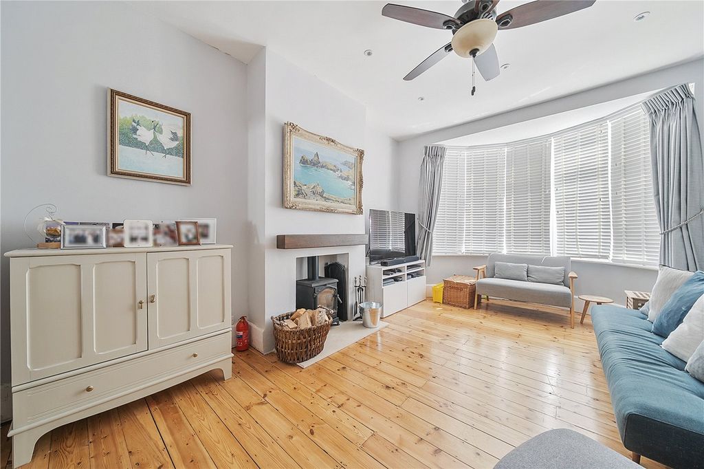 Property photo 3 of 19 Picture No. 09