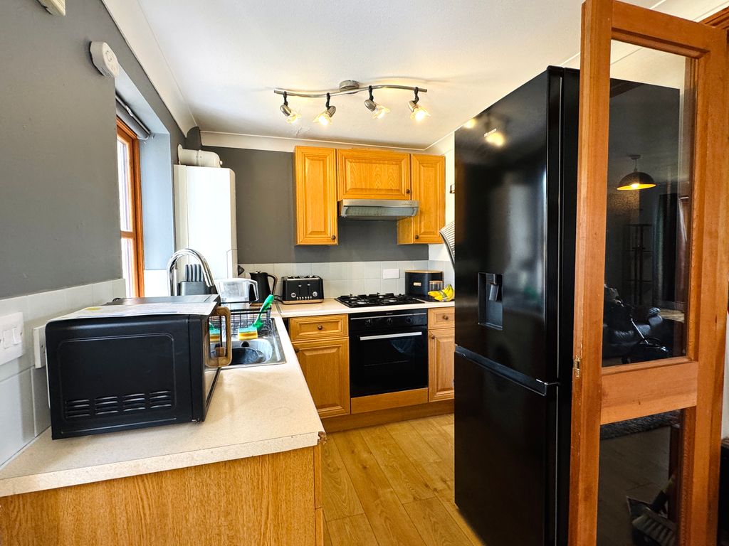 Property photo 2 of 13