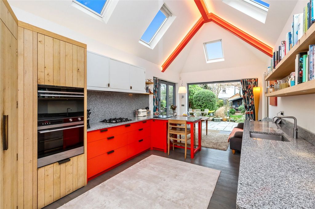 Property photo 2 of 29 Picture 2