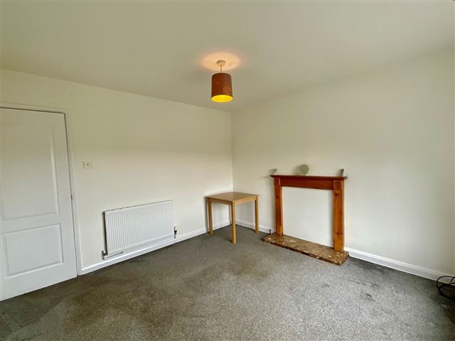 Property photo 3 of 15 Lounge