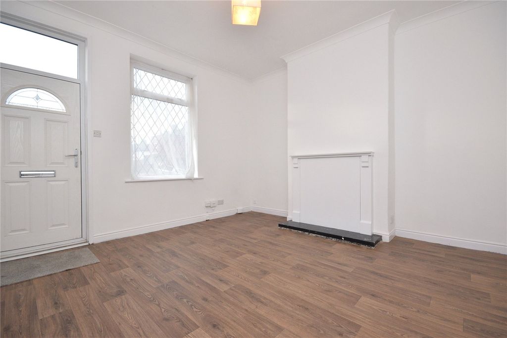 Property photo 1 of 9 Picture No. 16