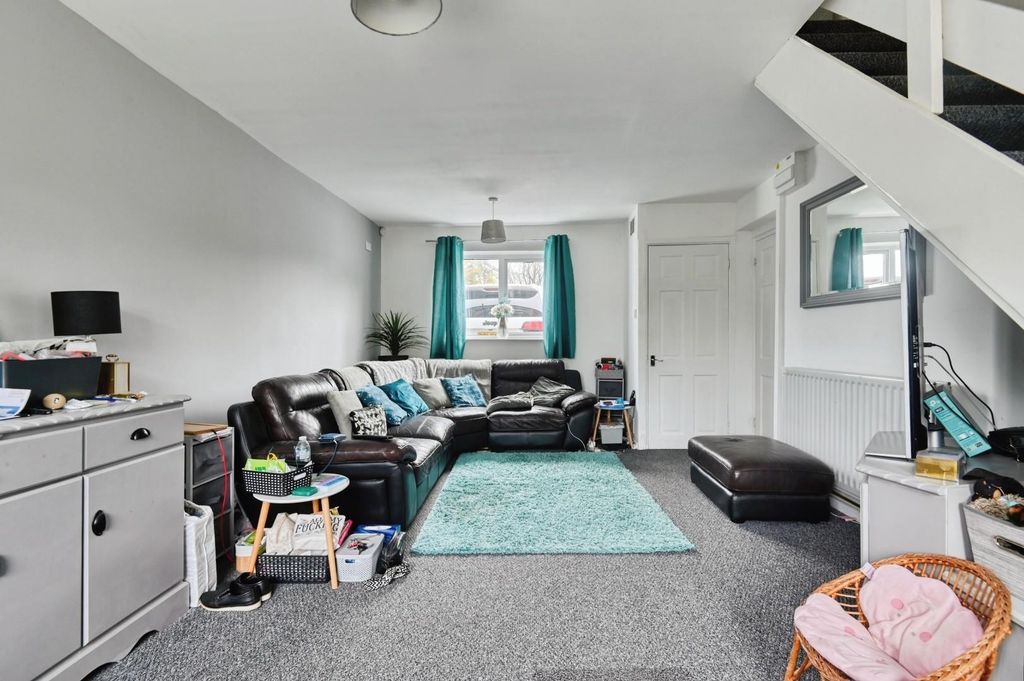 Property photo 3 of 13 34Che5.Jpg