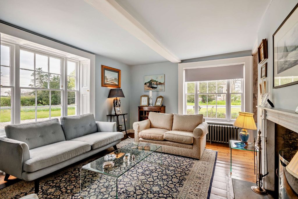 Property photo 3 of 28 Drawing Room