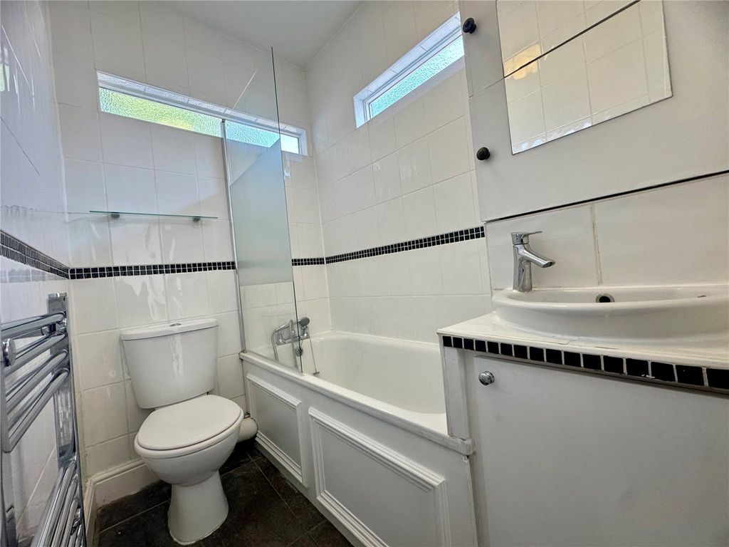 Property photo 3 of 4 Picture No. 05