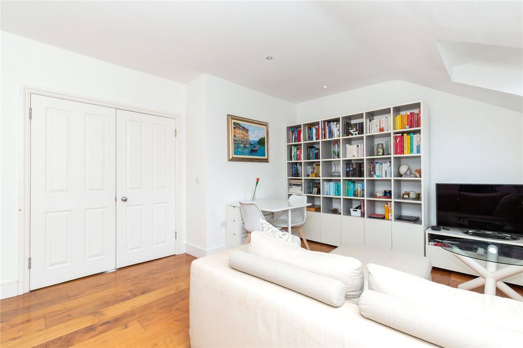 Property photo 2 of 10 Living Area