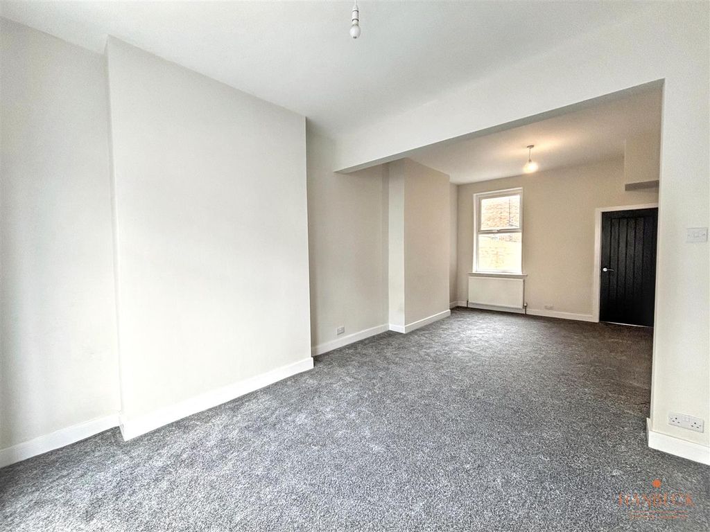 Property photo 2 of 20 Img_8744.Jpg