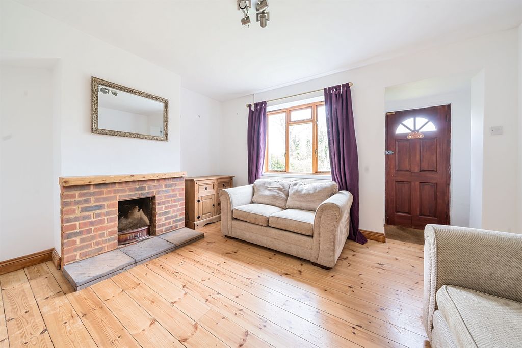 Property photo 3 of 13