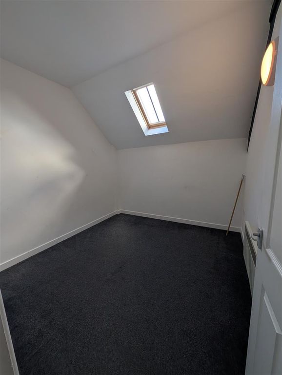 Property photo 3 of 5 Pxl_20260325_163513428.Jpg