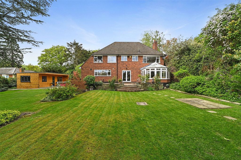 Property photo 1 of 63 Garden