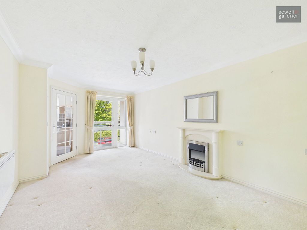 Property photo 3 of 15