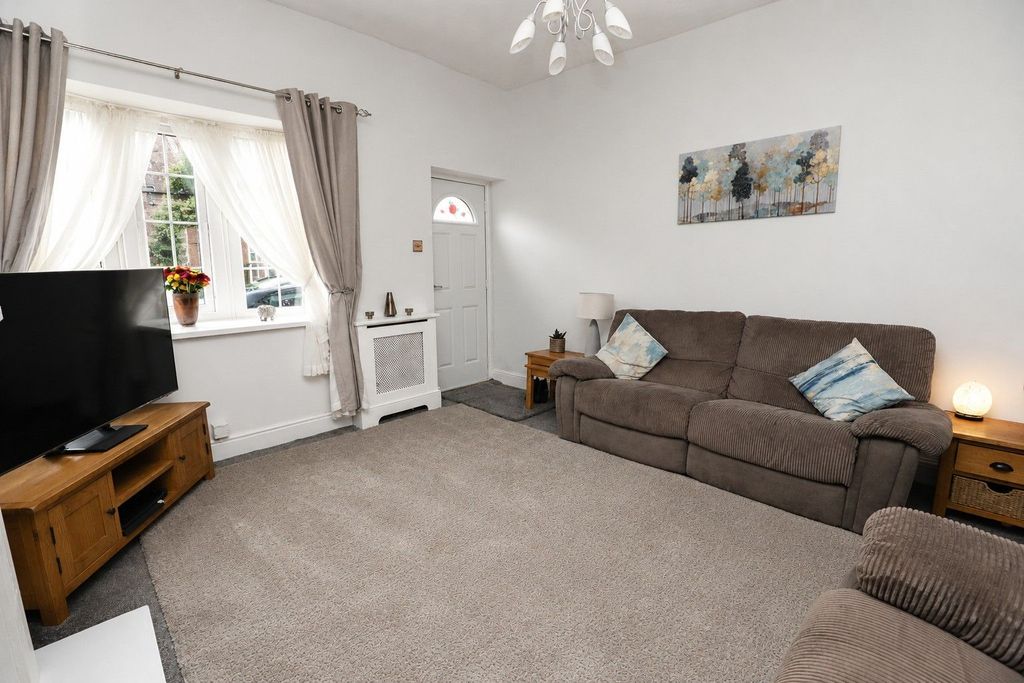Property photo 3 of 22