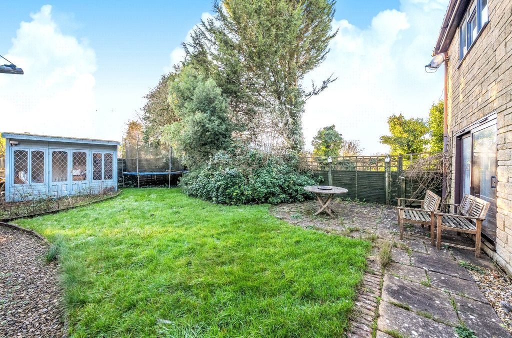 Property photo 2 of 24 Picture No. 35