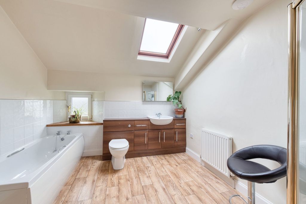 Additional image 16 of 2 bed flat for saleCastle Terrace, Berwick-Upon-Tweed TD15