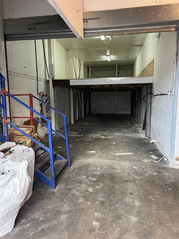 Property photo 3 of 11