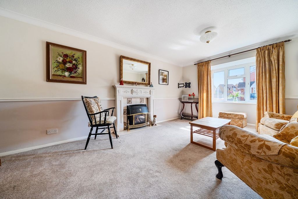 Property photo 3 of 14