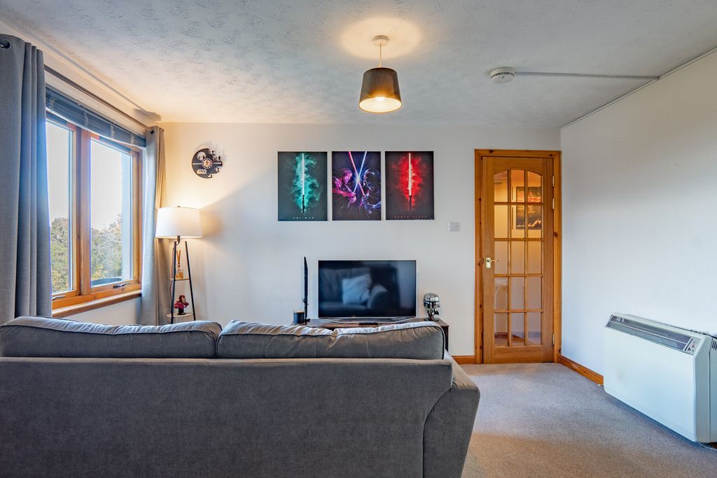 Additional image 4 of 2 bed flat for saleMurray Terrace, Inverness IV2