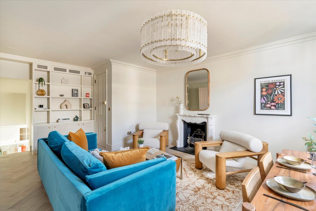 Property photo 3 of 18 Image