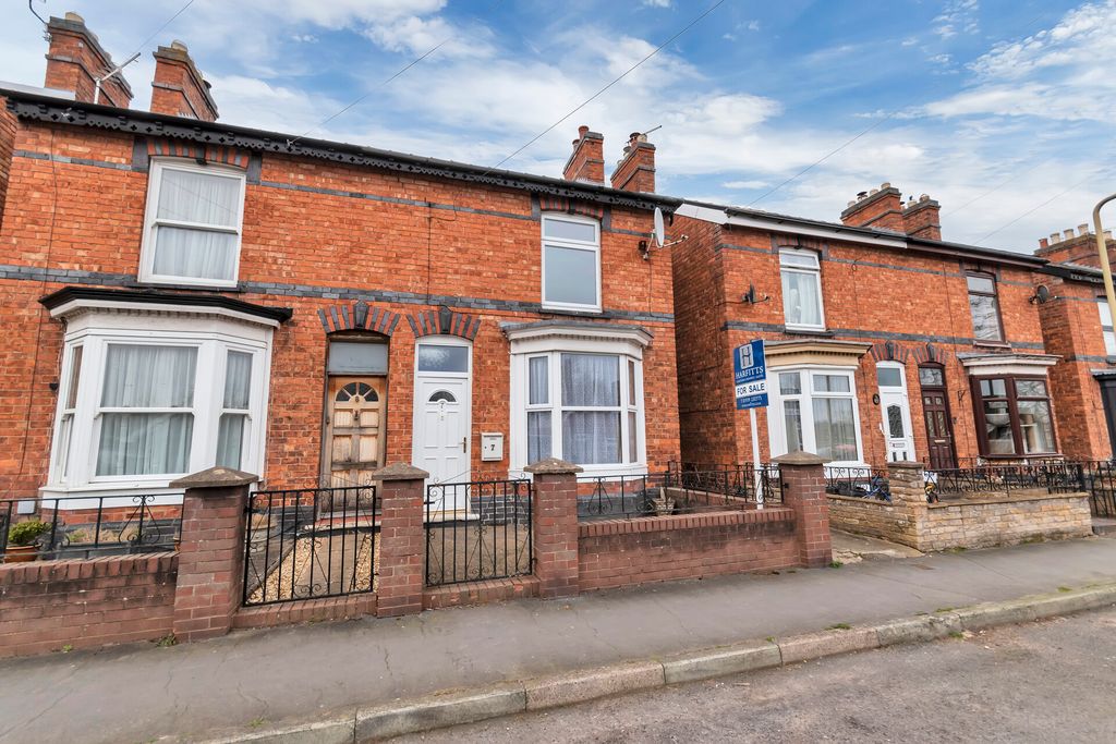 Property photo 2 of 12