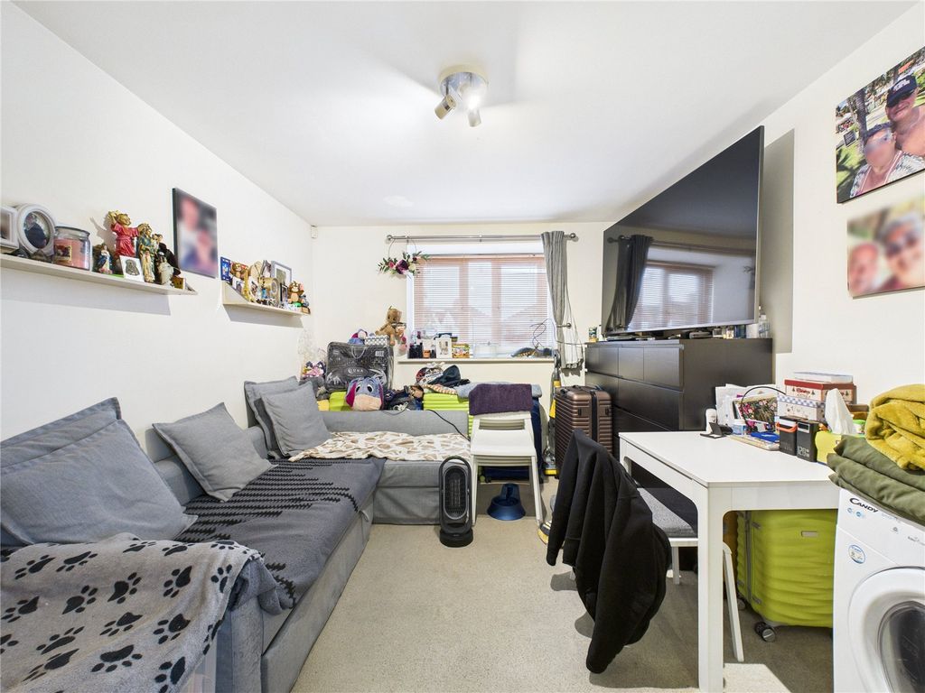 Property photo 3 of 11 Picture No. 08